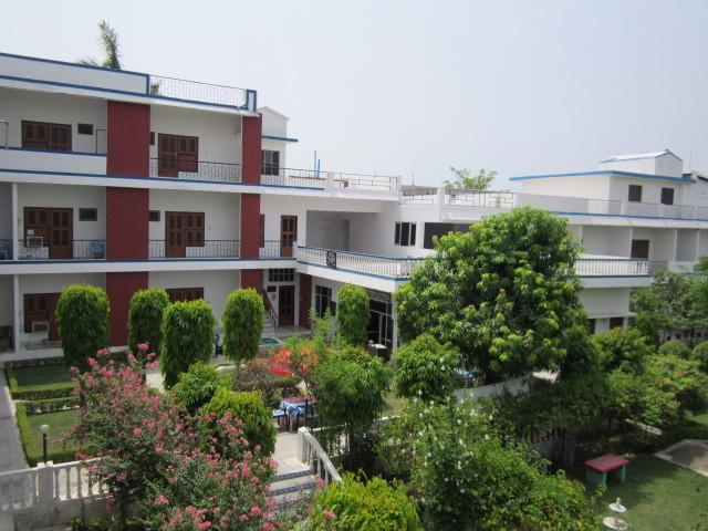 Hotel Surya Khajurāho Exterior foto
